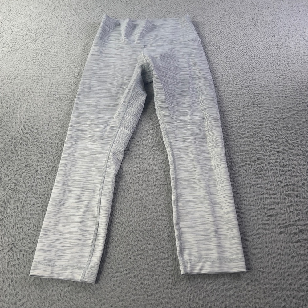 Lululemon Cropped Leggings Womens 4 Heather Gray Athletic Yoga Preppy